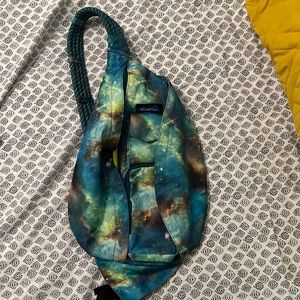 Kavu sling bag